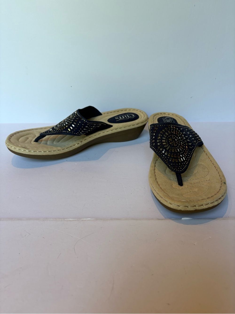 Cliffs Women’s Navy Blue/Silver Beaded Wedge Thong Sandals Size 9 1/2M